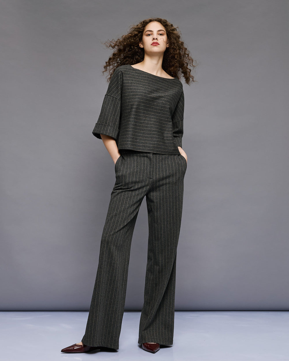Gynaikeia Royxa Plekta Set Signy Mple Plekto Set Poylober Panteloni Blue Knit Set Sweater Pants