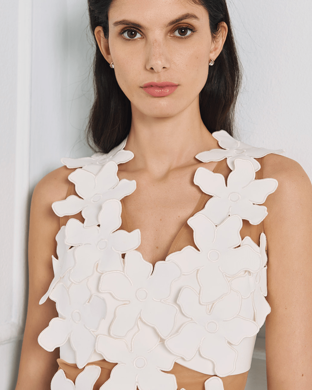 Φόρεμα μίνι με διαφάνεια και λουλούδια Access Fashion - A Collection Boutique