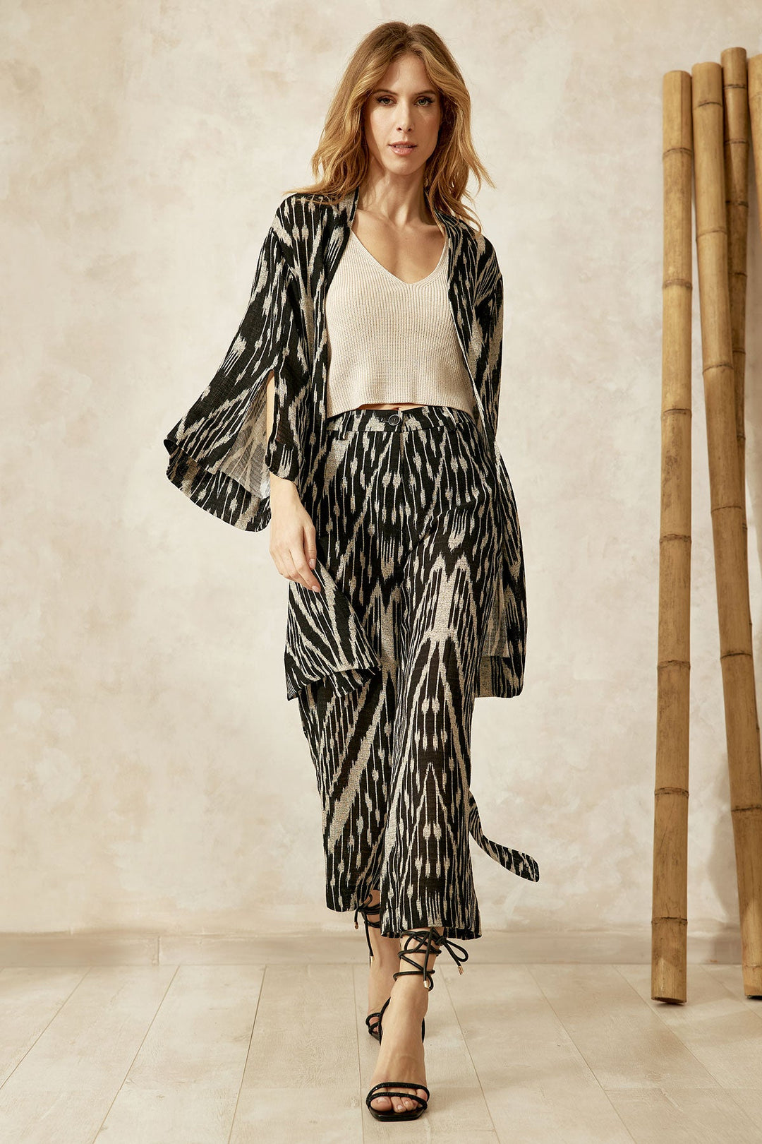 Παντελόνα cropped σε υφαντό σχέδιο Figaro Fashion - A Collection Boutique