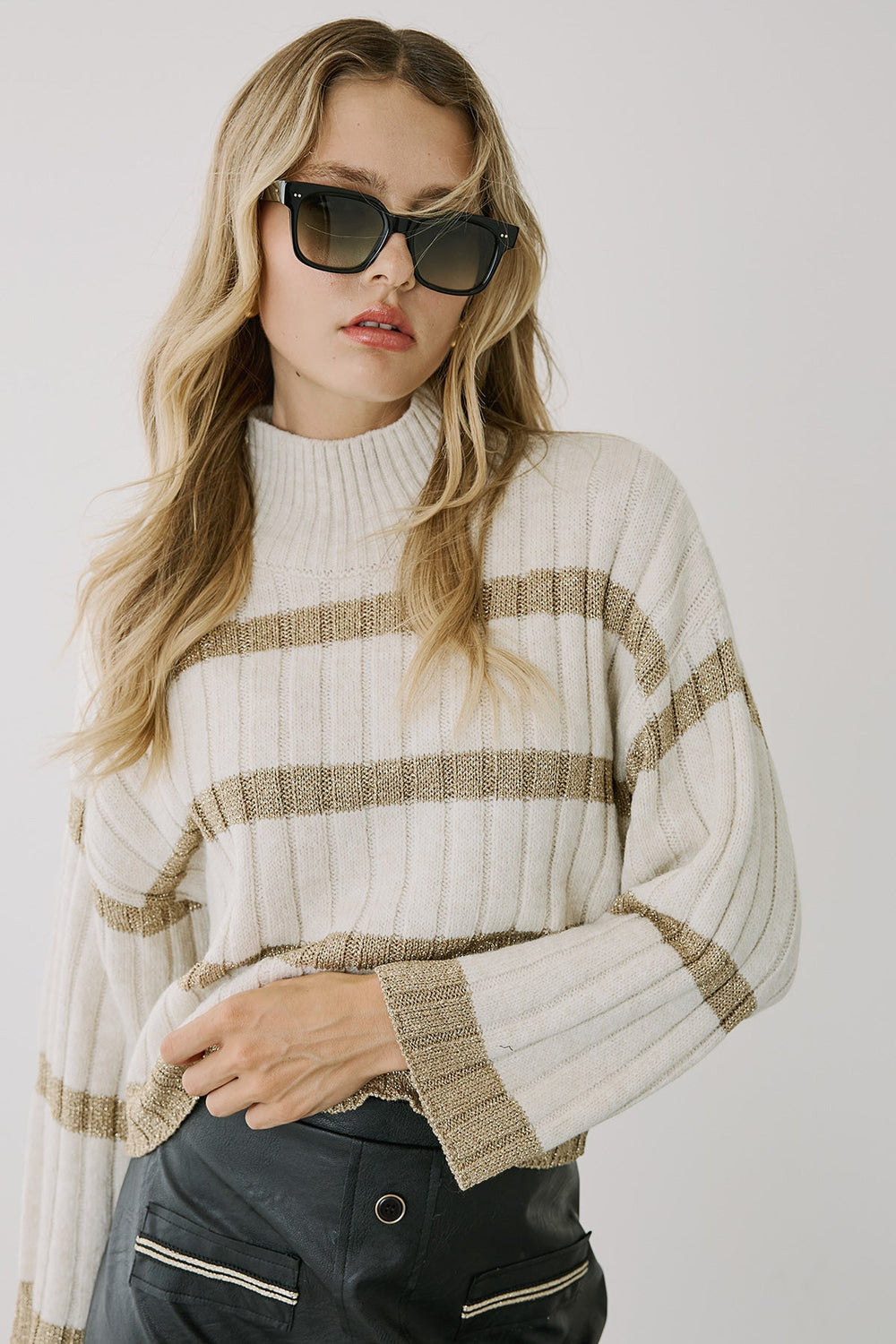 Πλεκτή μπλούζα με lurex ρίγες Figaro Fashion