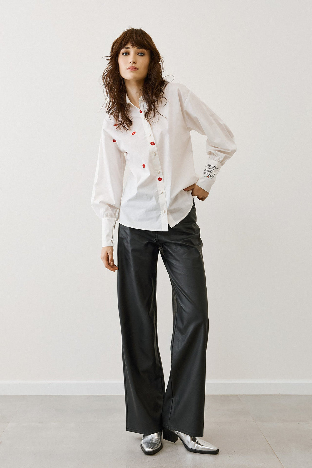 Πουκάμισο με κεντήματα "Lips & Merci" Figaro Fashion