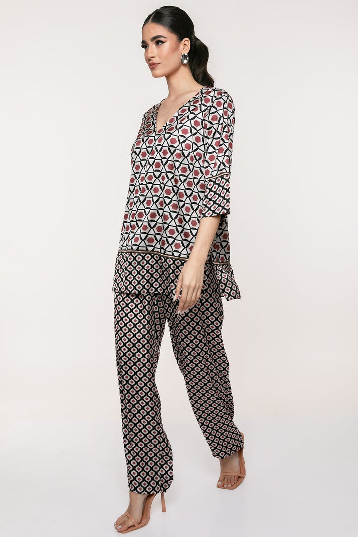 Σετ μπλούζα παντελόνι με γεωμετρικό μοτίβο Coelia - A Collection Boutique