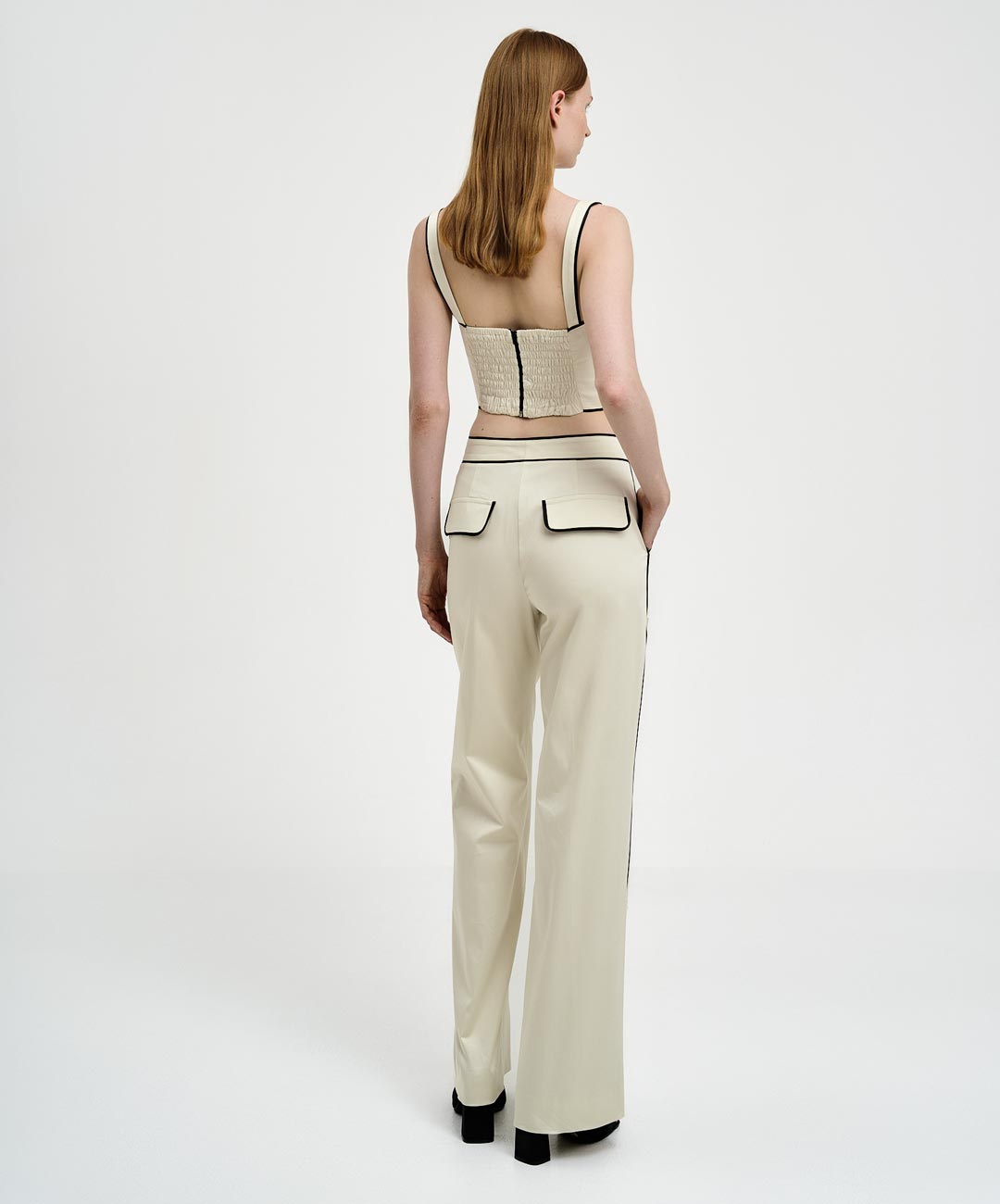 Παντελόνα με αντιθετικές λεπτομέρειες Access Fashion - A Collection Boutique