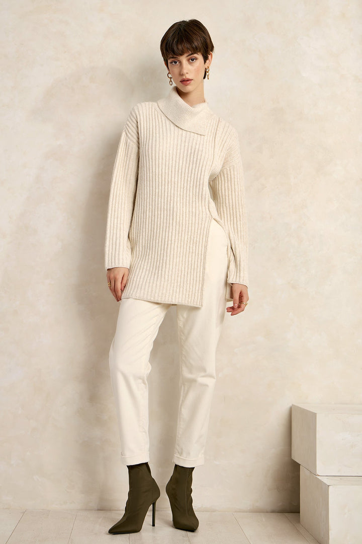 Πλεκτή μπλούζα ζιβάγκο με ανοίγματα Figaro fashion