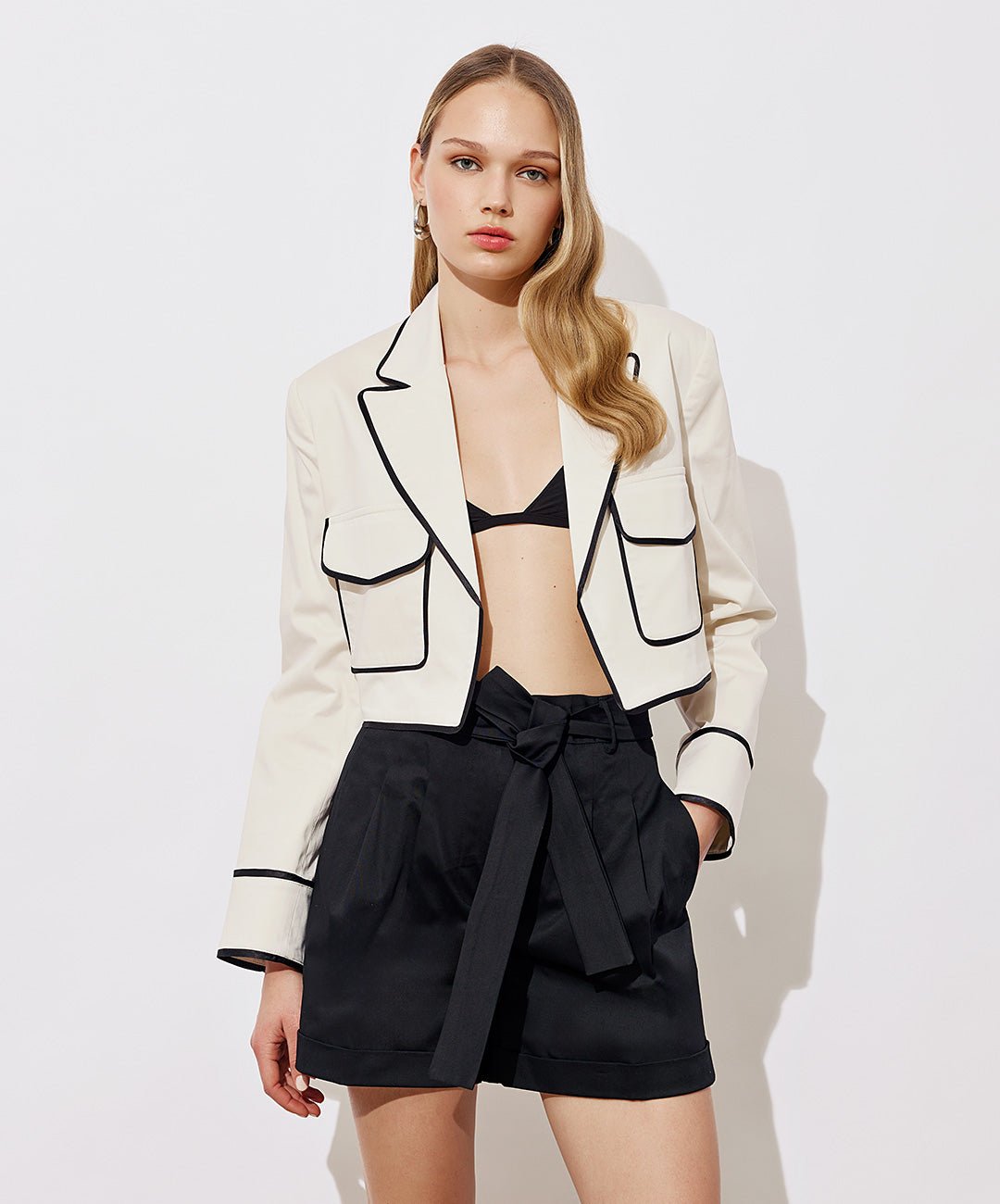 Σακάκι κοντό με αντιθετικές λεπτομέρειες Access Fashion - A Collection Boutique