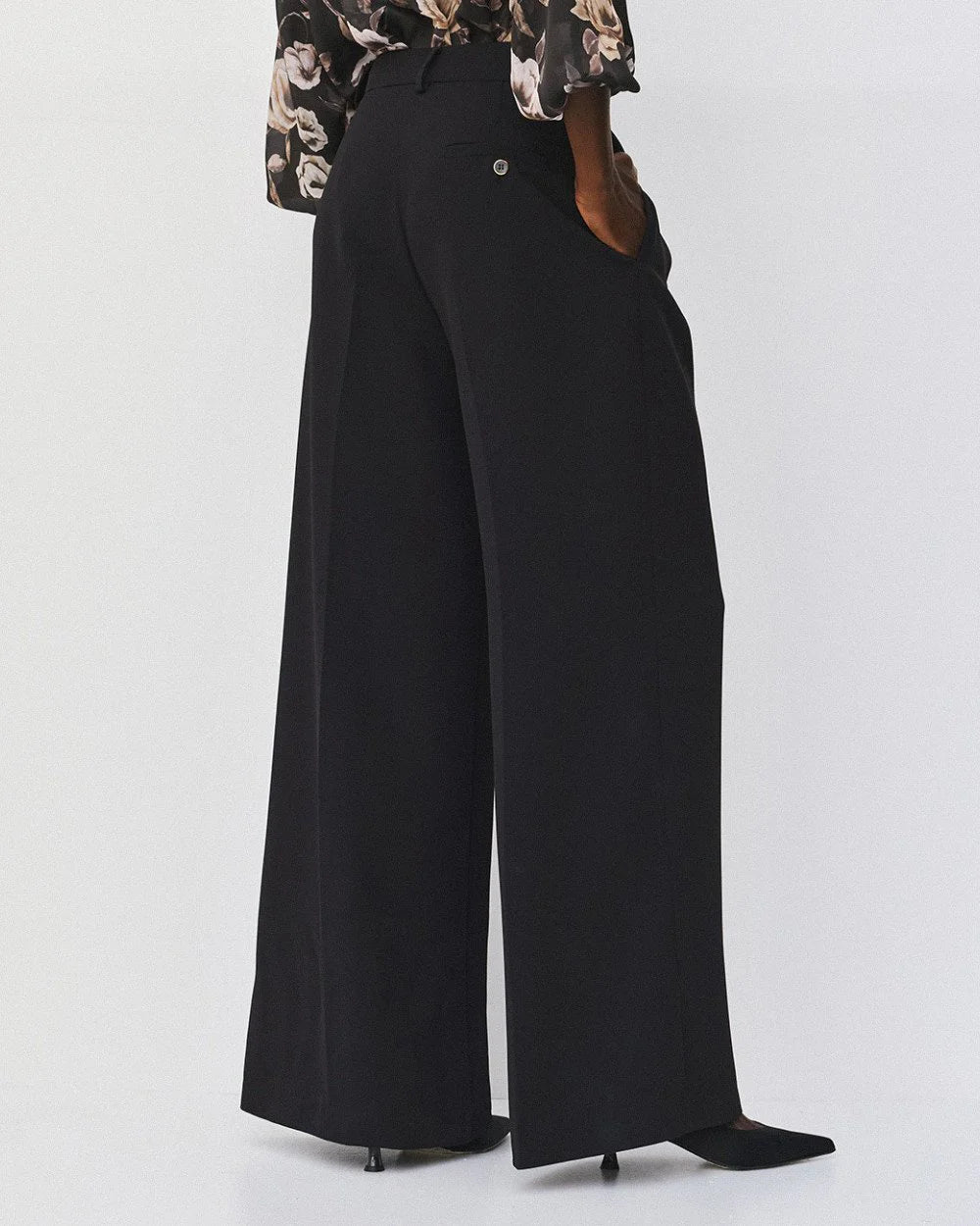 Παντελόνα με πιέτες Access Fashion