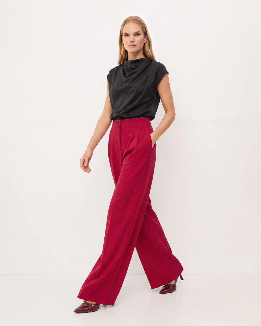 Παντελόνα με πιέτες Access Fashion