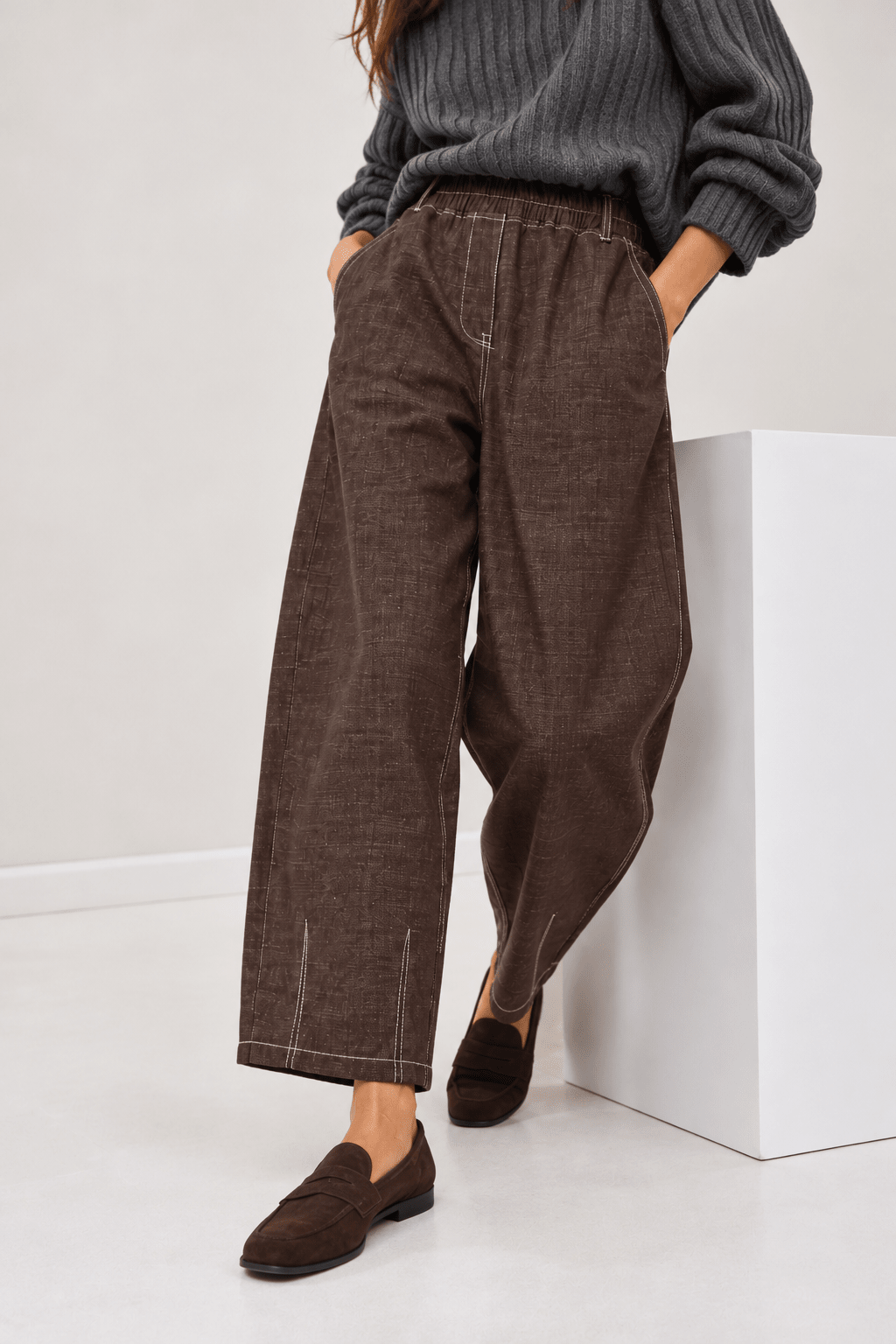 Denim παντελόνι barrel με λάστιχο στη μέση Figaro Fashion