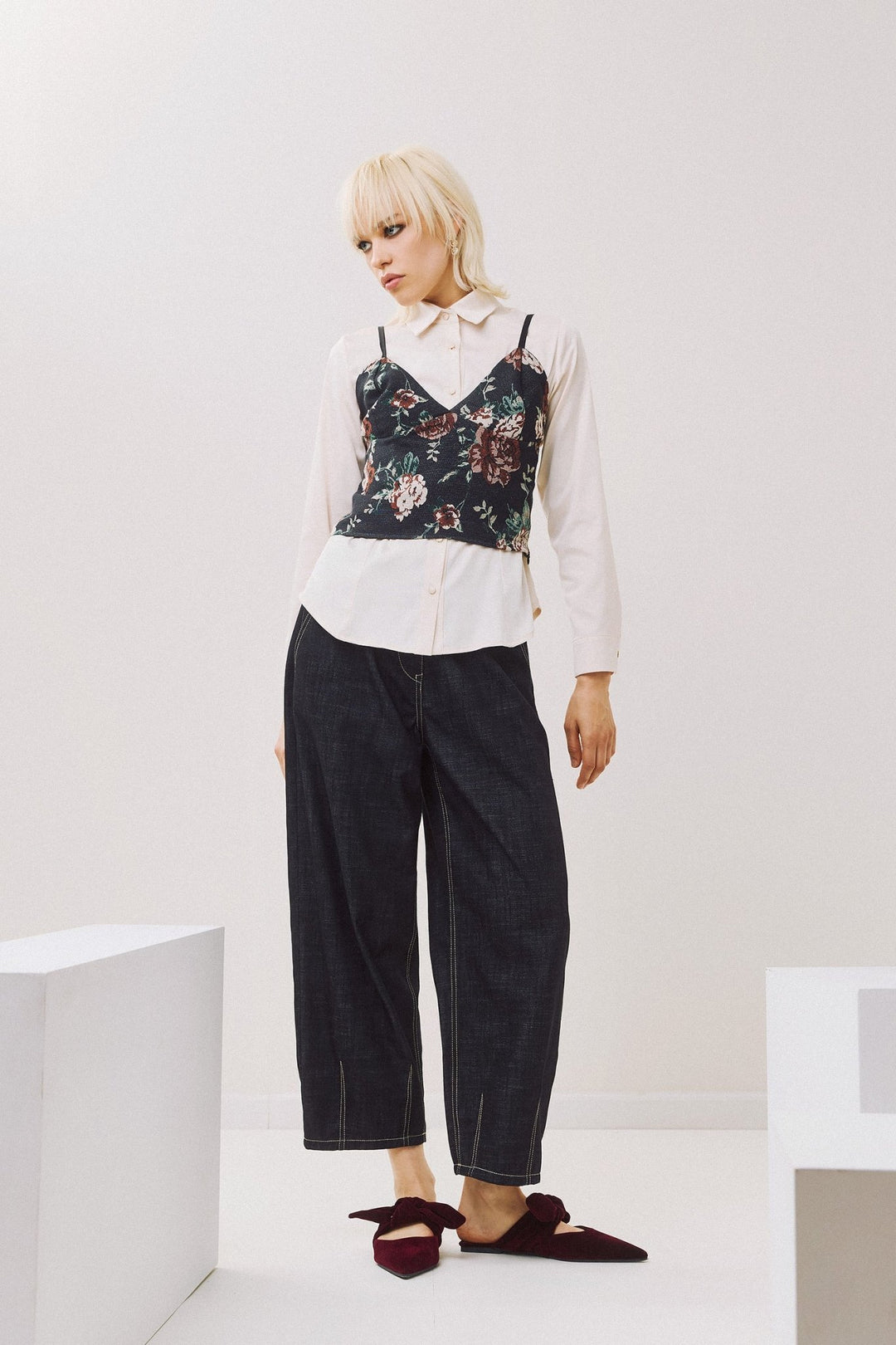 Denim παντελόνι barrel με λάστιχο στη μέση Figaro Fashion
