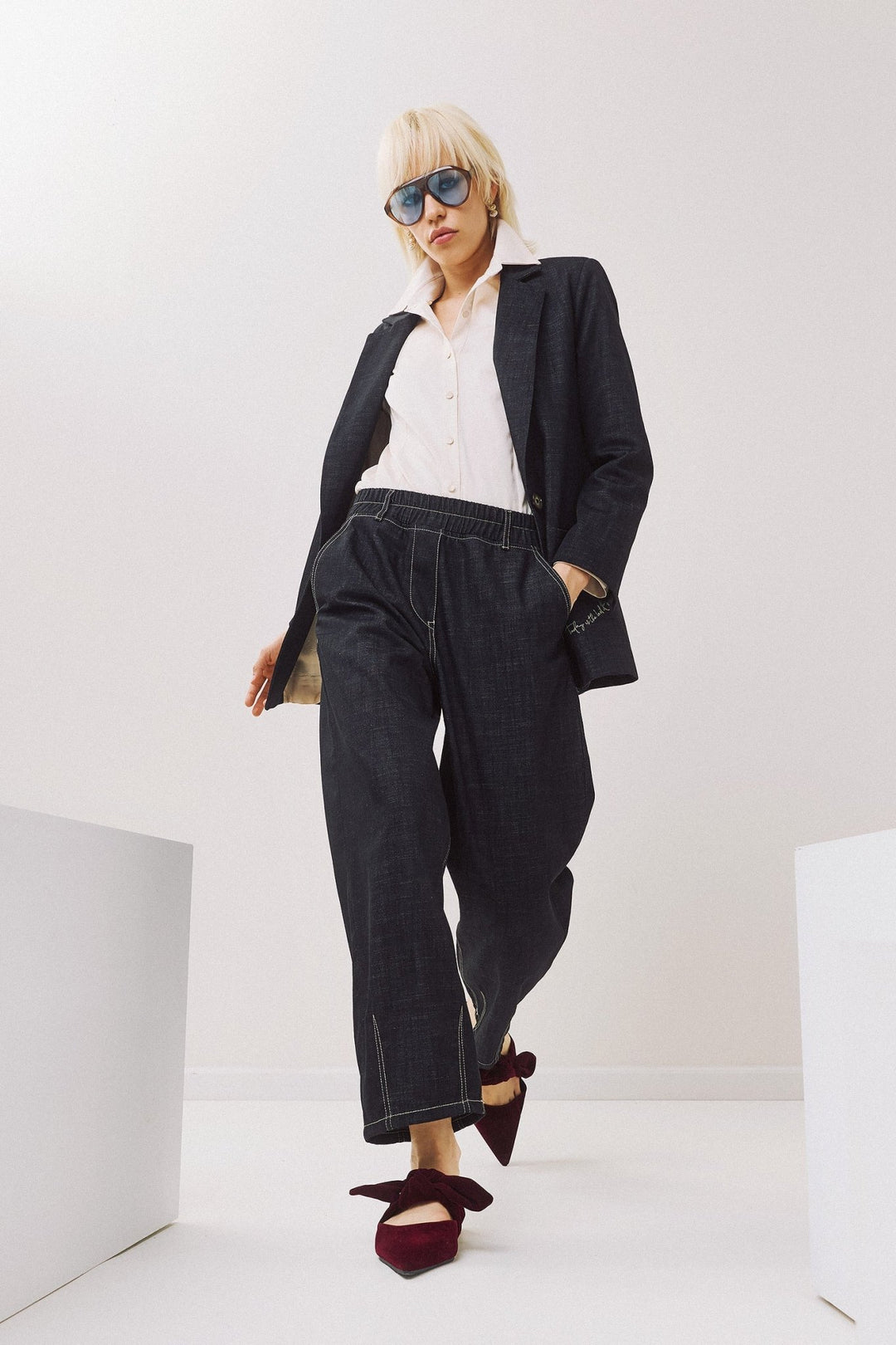 Denim παντελόνι barrel με λάστιχο στη μέση Figaro Fashion