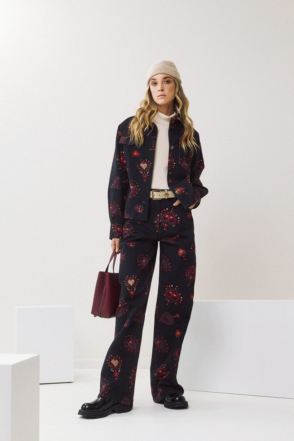 Denim παντελόνι με statement print Figaro Fashion