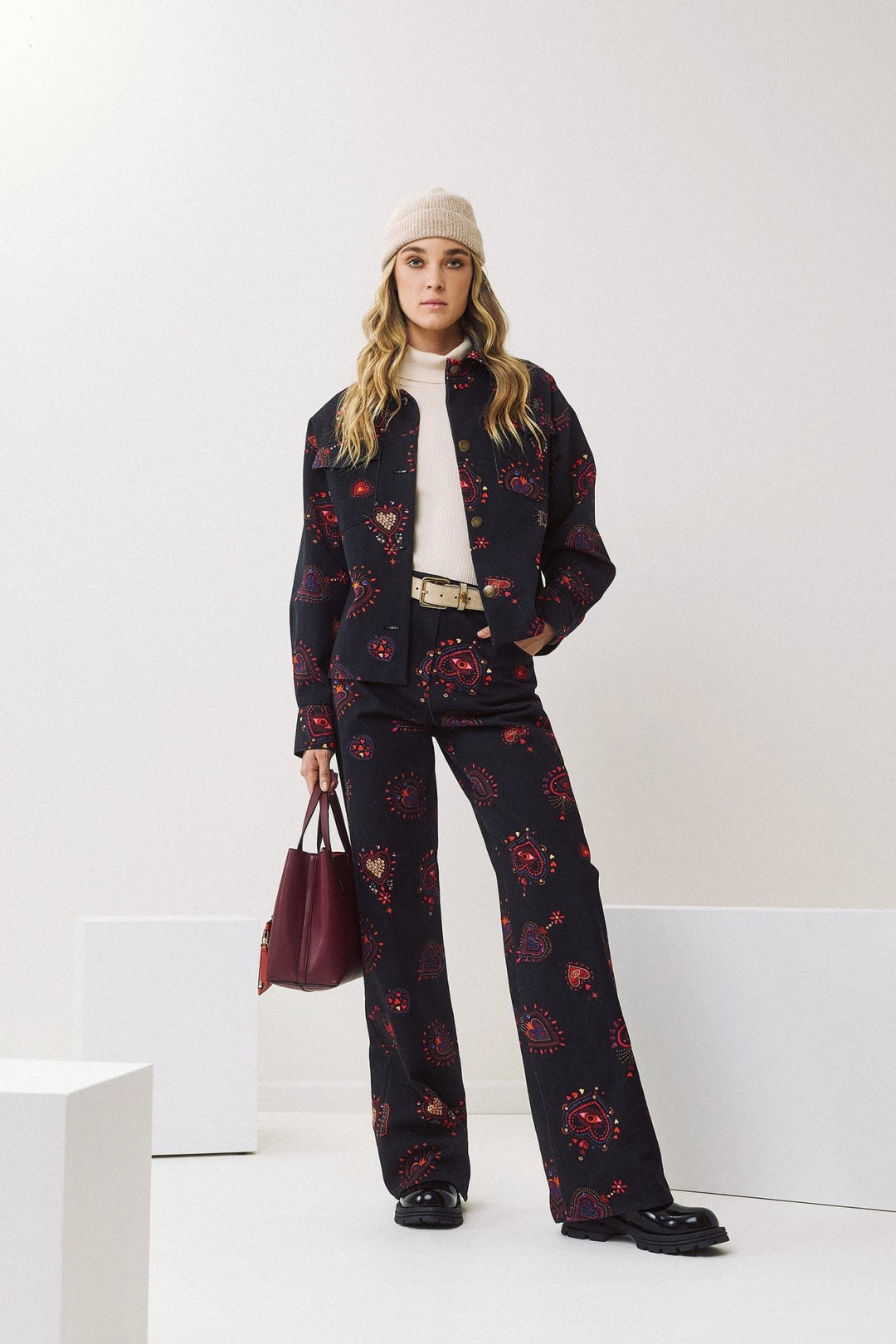 Denim παντελόνι με statement print Figaro Fashion