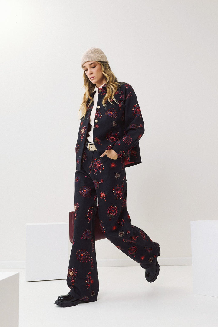 Denim παντελόνι με statement print Figaro Fashion