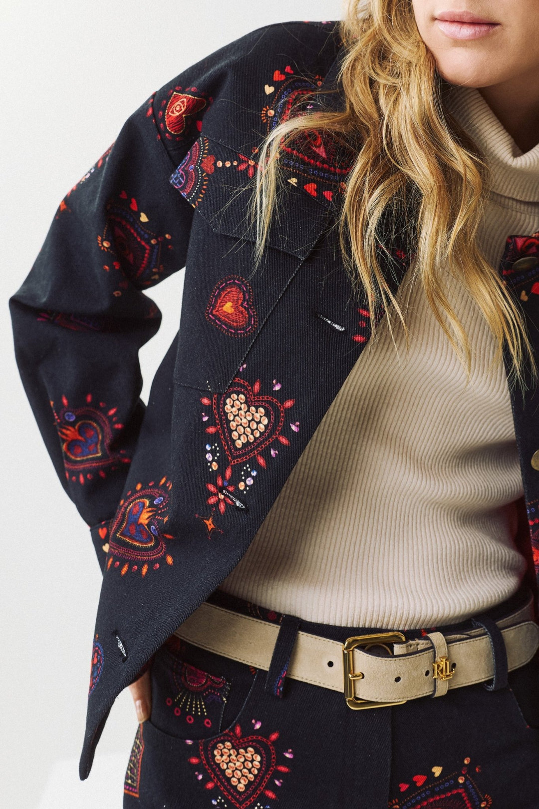 Denim τζάκετ με πολύχρωμο statement print Figaro Fashion