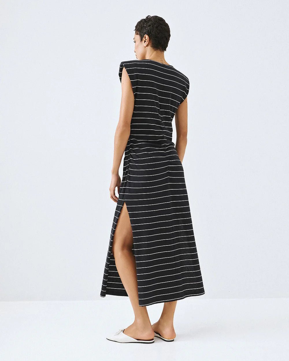 Φόρεμα μίντι ριγέ με βάτες Access Fashion