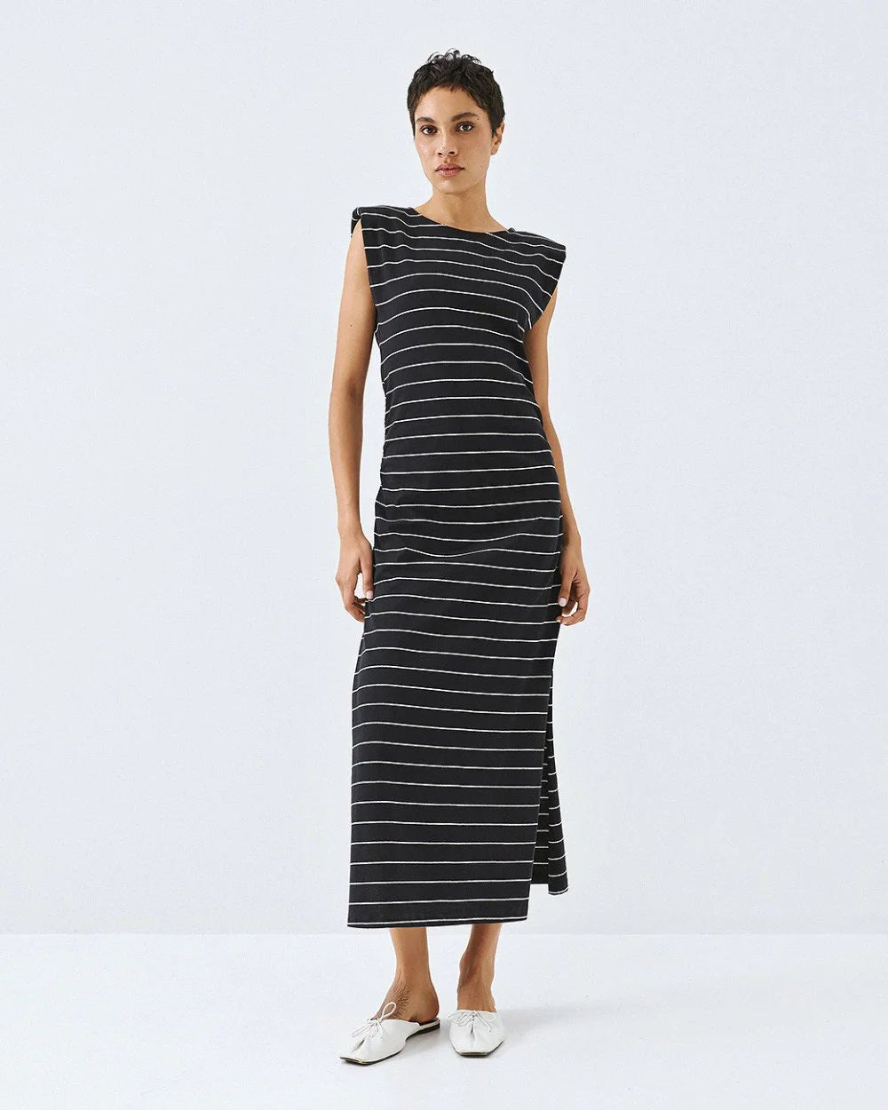 Φόρεμα μίντι ριγέ με βάτες Access Fashion