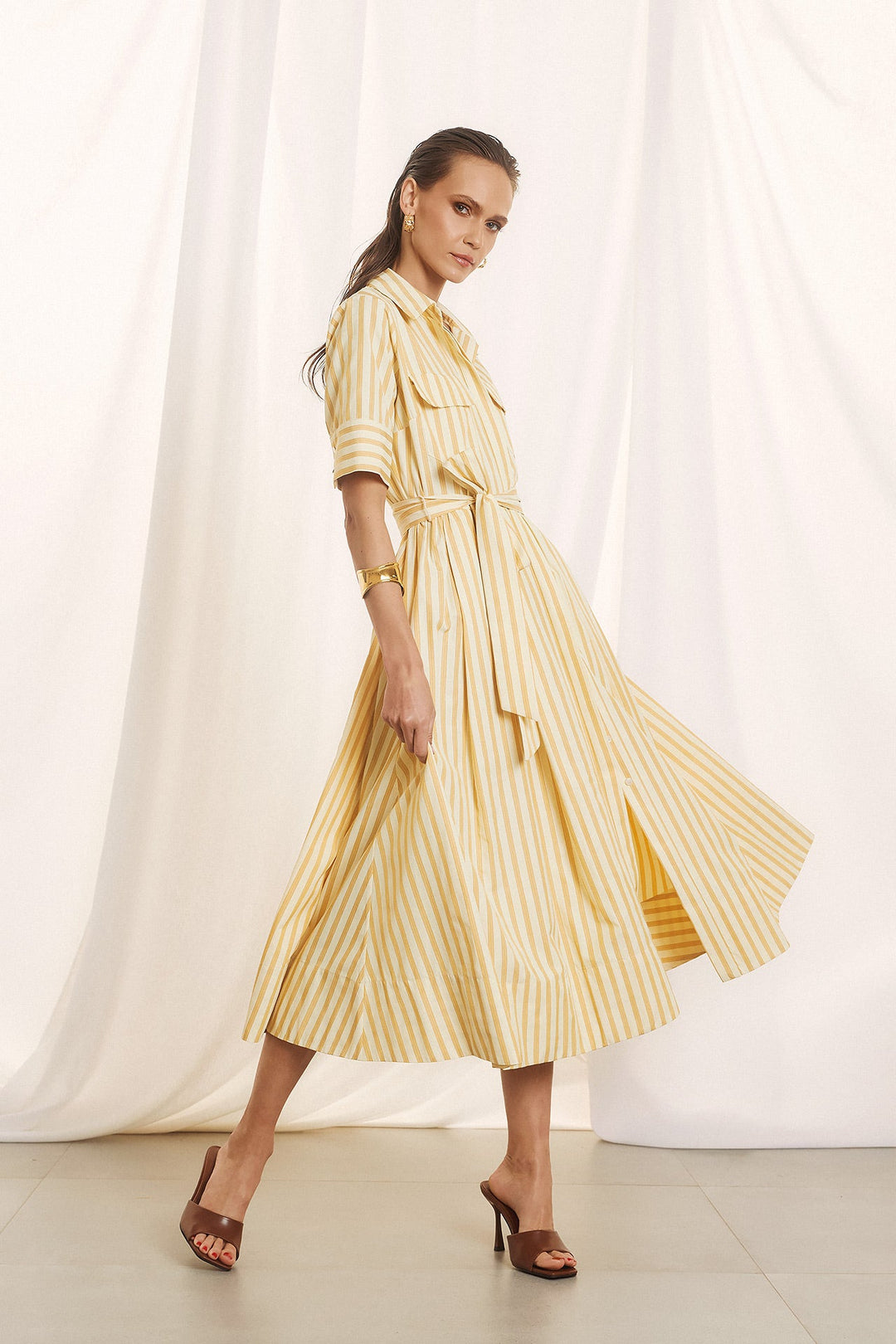 Φόρεμα σεμιζιέ ριγέ με ζώνη Figaro Fashion