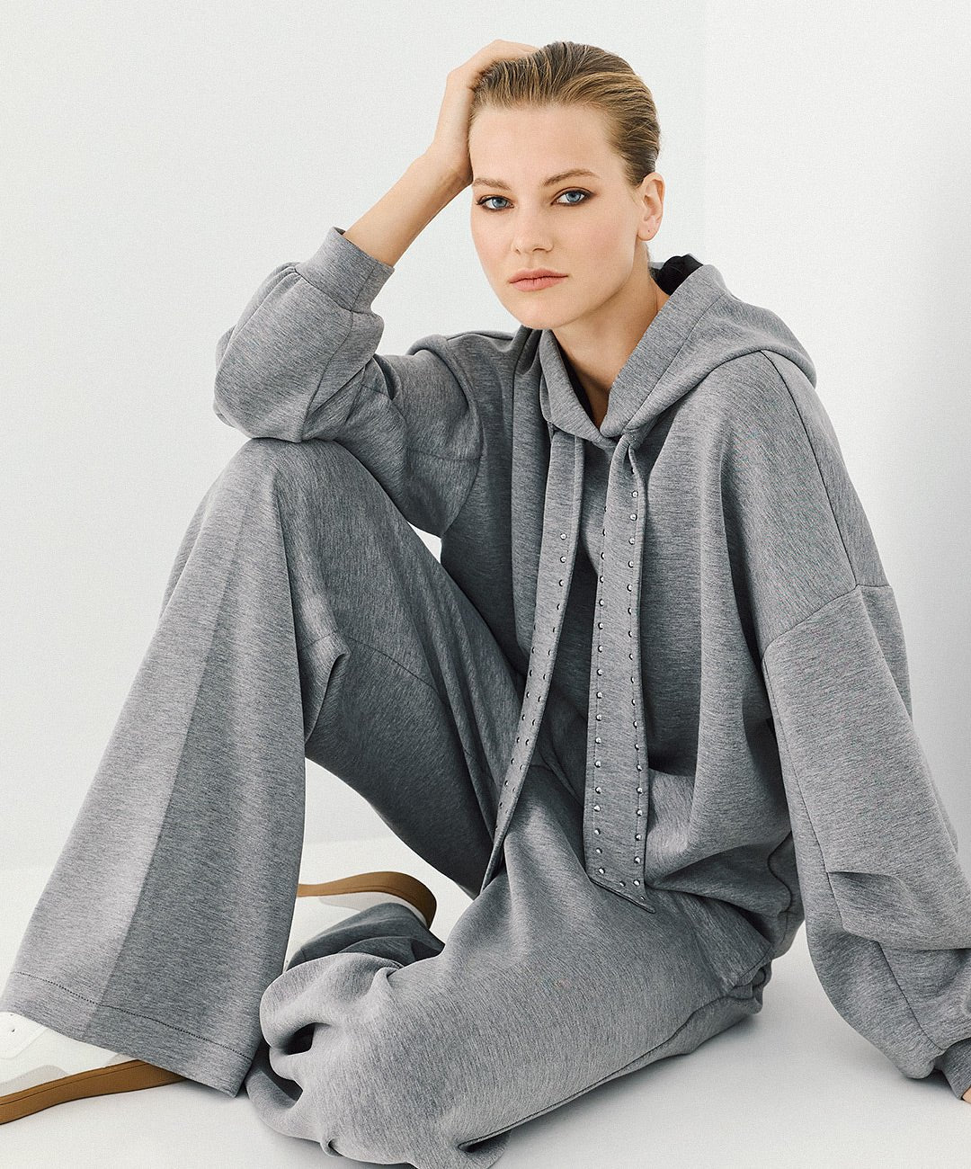 Φούτερ με κουκούλα και τρουκς Access Fashion