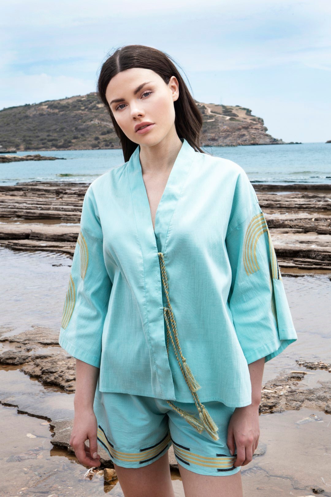 Κεντημένο ζακάρ κοντό κιμονό με πλεκτές λεπτομέρειες Aggel Knitwear - A Collection Boutique