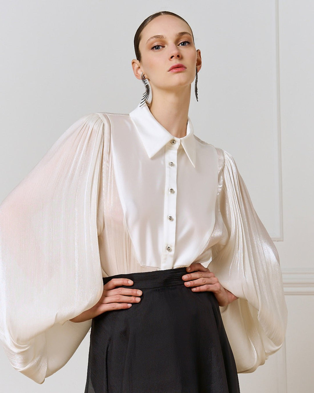 Κορμάκι με σατέν λεπτομέρειες και φουσκωτά μανίκια Access Fashion