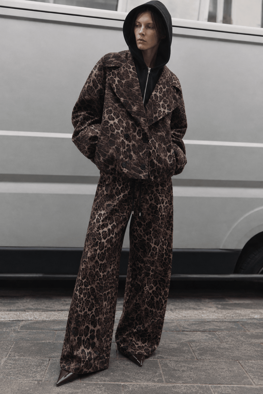 Leopard σετ jacket με κουκούλα & wide leg παντελόνι Lumina