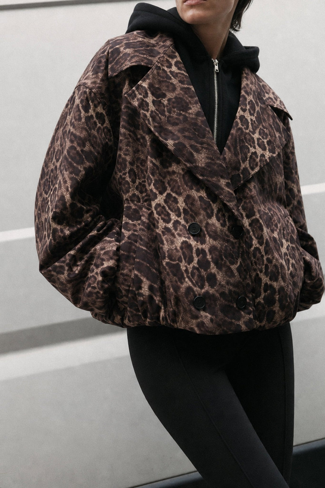 Leopard σετ jacket με κουκούλα & wide leg παντελόνι Lumina