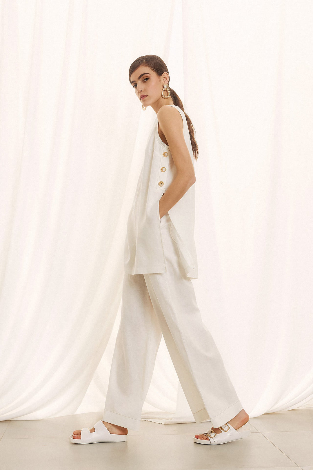 Linen - blend σετ με αμάνικο top & παντελόνα Figaro Fashion