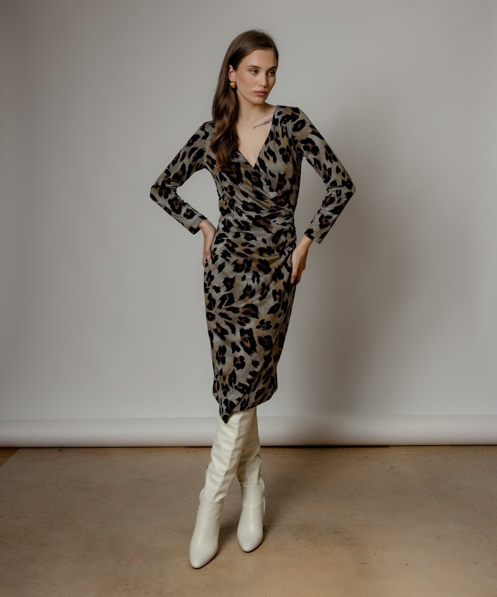 Midi animal print φόρεμα με V λαιμόκοψη Coelia