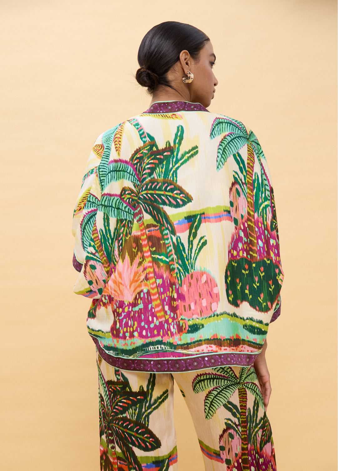 Κιμονό tropical με πολύχρωμο print και κέντημα Lola Casademunt