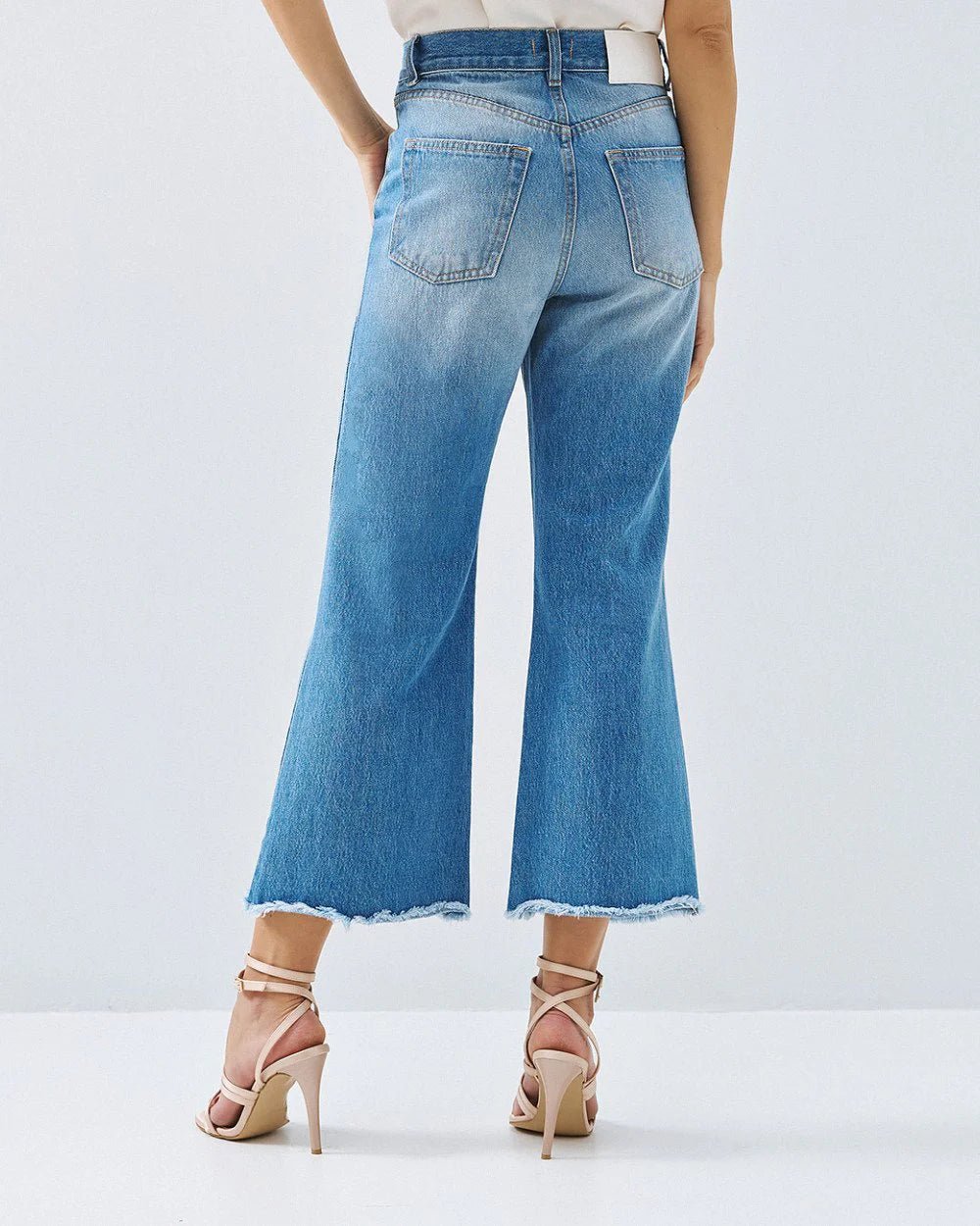 Παντελόνι denim capri με ξέφτια Access Fashion