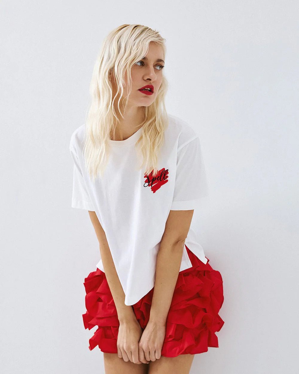 T-shirt με κέντημα Access Fashion