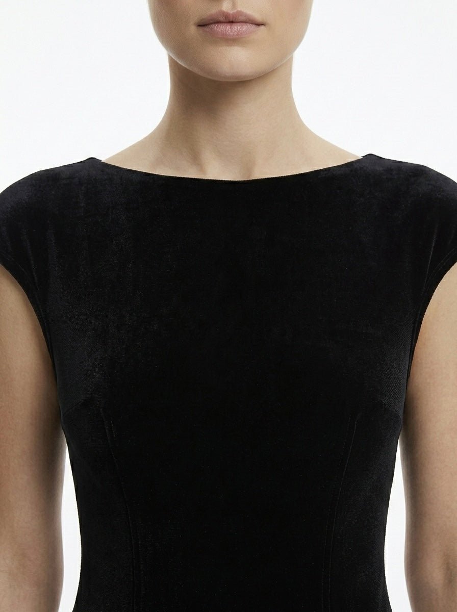 Velvet κορμάκι με ανοιχτή πλάτη A Collection Boutique
