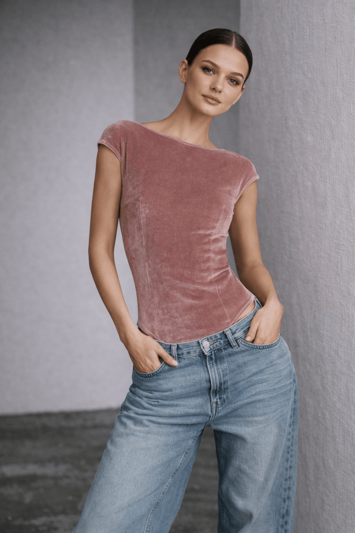 Velvet κορμάκι με ανοιχτή πλάτη A Collection Boutique