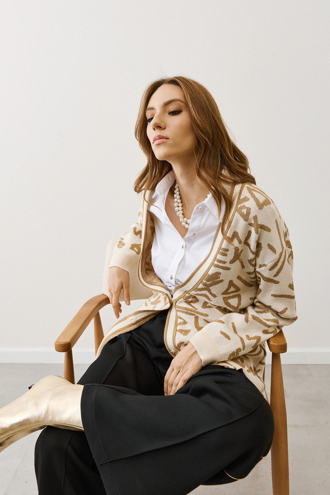 Ζακέτα με urban σχέδια σε χρυσούς τόνους Figaro Fashion