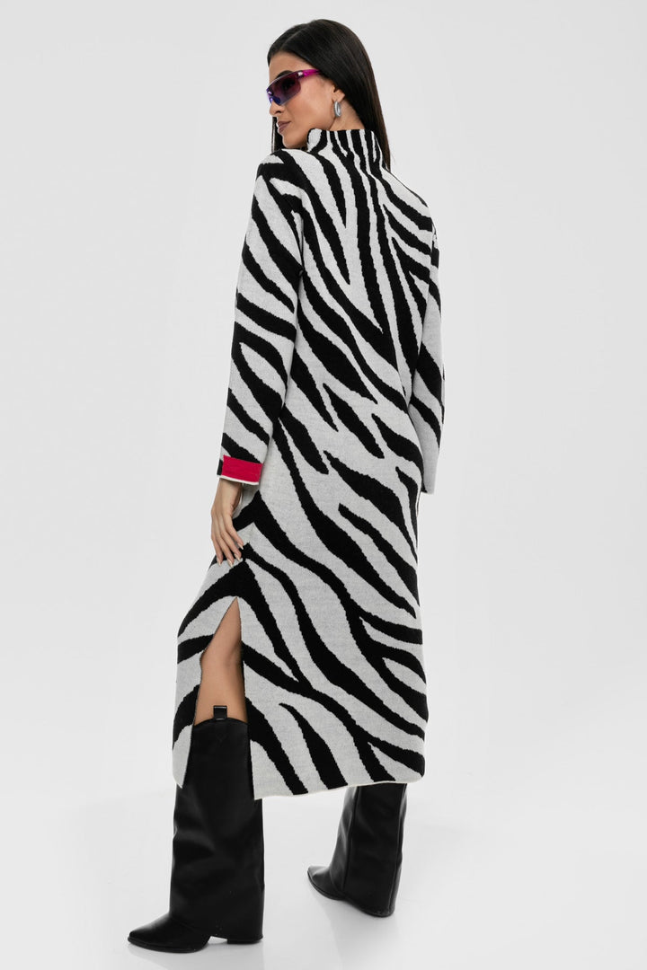 Φόρεμα πλεκτό μίντι ζέβρα Aggel Knitwear - A Collection Boutique